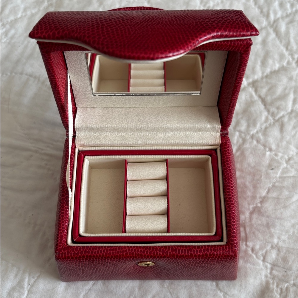 Wolf Designs Mini Jewelry Box